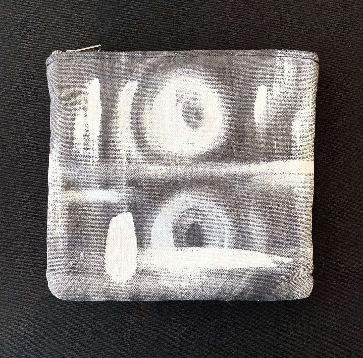 Pouch 2 | Andrea Kostak